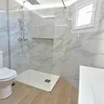 Spacious Retreat With Prime Location, Private Pool, Snooker, Free Ac Wifi Villa